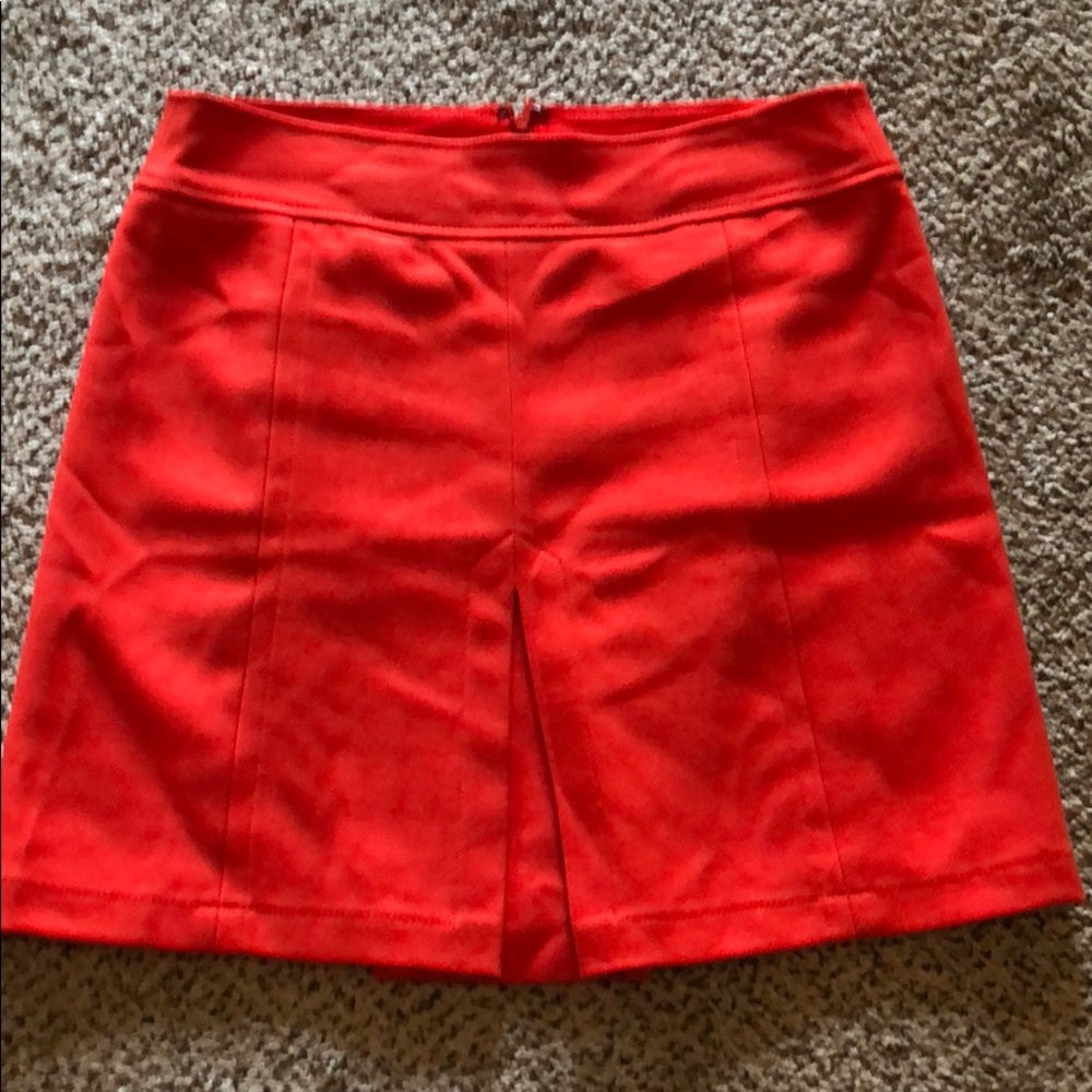 Loft size 10 burnt orange skirt. Very Sassy